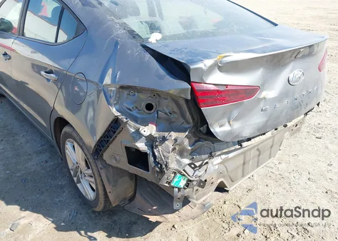 2019 Hyundai Elantra Sel z USA, uszkodzony, nr VIN 5NPD84LF1KH440056